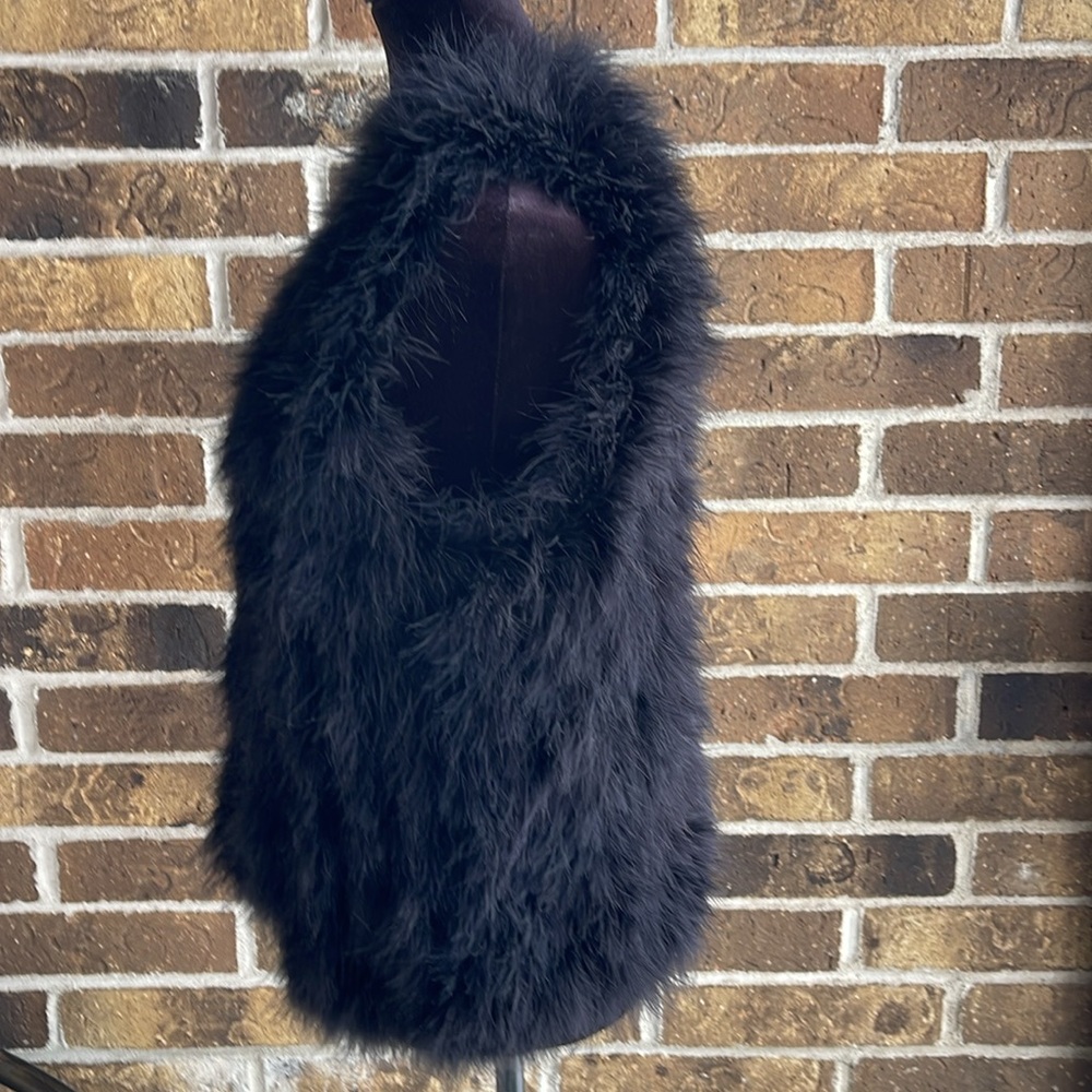 CLUB MANOCO Black Ostrich Feather Vest - Picture 5 of 11